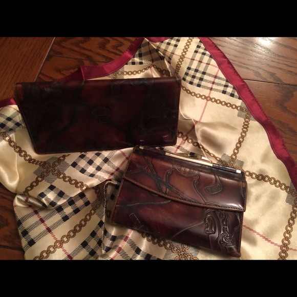 Gary’s Accessories - ❌SOLD❌ Leather Women’s Wallet & Checkbook!